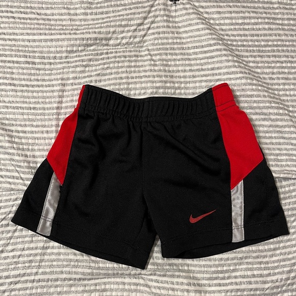 🔆5/$25 Nike Athletic Shorts Size 12 Months - Picture 1 of 3